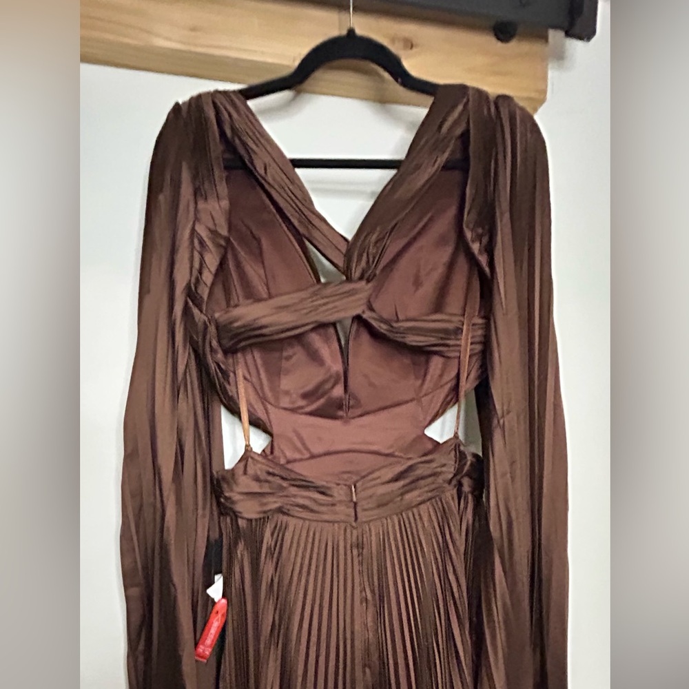 NWT Mac Duggal Brown Long Sleeve Pleated Cut-out Dress in Espresso - Picture 5 of 11